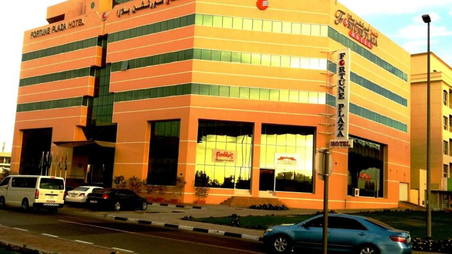 Hotel Fortune Plaza Hotel, Dubai Airport