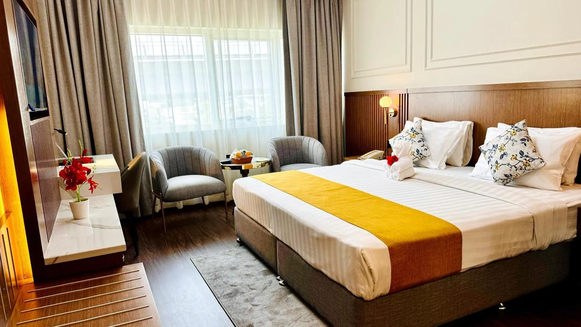 Fortune Plaza Hotel, Dubai Airport Hotel